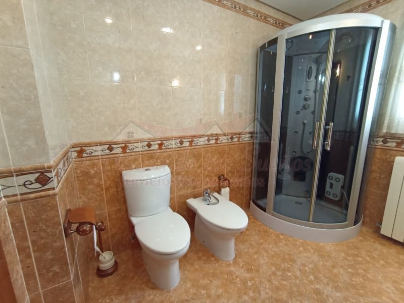 4 slaapkamer Villa te koop in Elda met zwembad - € 425.000 (Ref: 8776977)