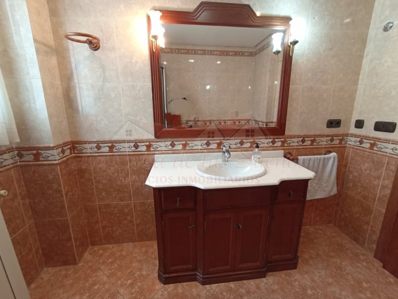 4 slaapkamer Villa te koop in Elda met zwembad - € 425.000 (Ref: 8776977)