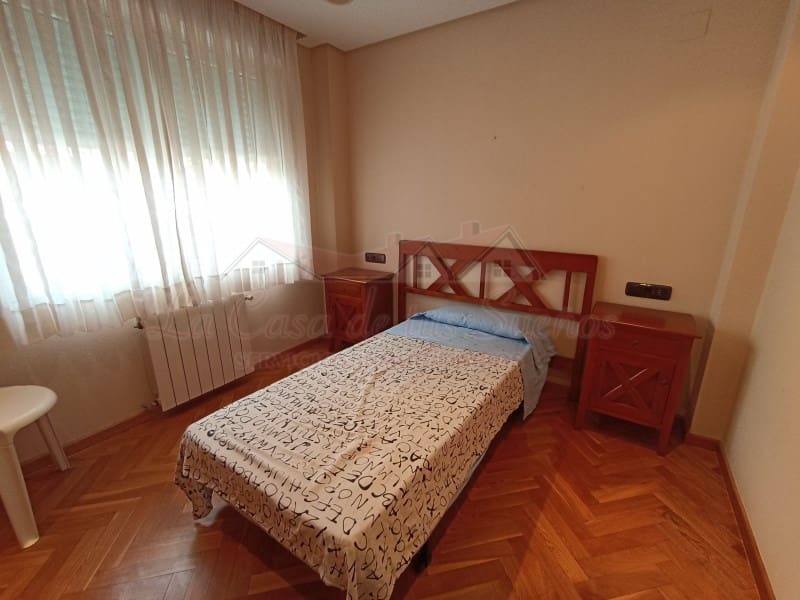 4 slaapkamer Villa te koop in Elda met zwembad - € 425.000 (Ref: 8776977)