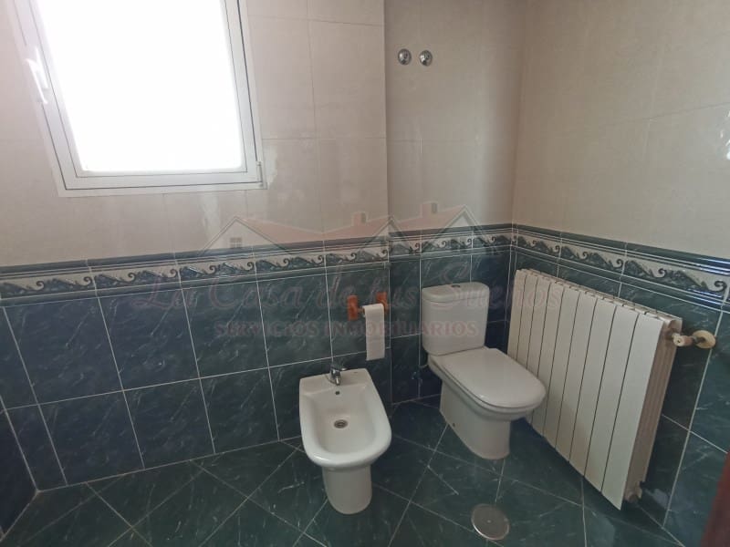 4 slaapkamer Villa te koop in Elda met zwembad - € 425.000 (Ref: 8776977)