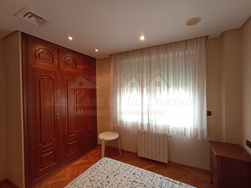 4 slaapkamer Villa te koop in Elda met zwembad - € 425.000 (Ref: 8776977)