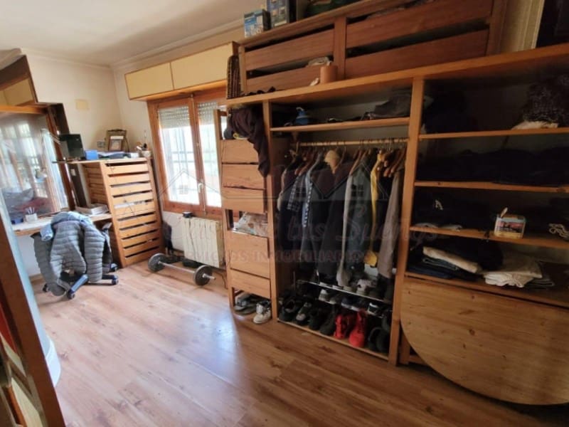 4 sovrum Finca/Hus på landet till salu i Petrel / Petrer med pool - 290 000 € (Ref: 8776978)