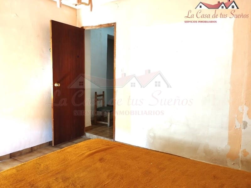 5 soveværelse Finca/Landehus til salg i Sax med swimmingpool - € 99.999 (Ref: 8776987)