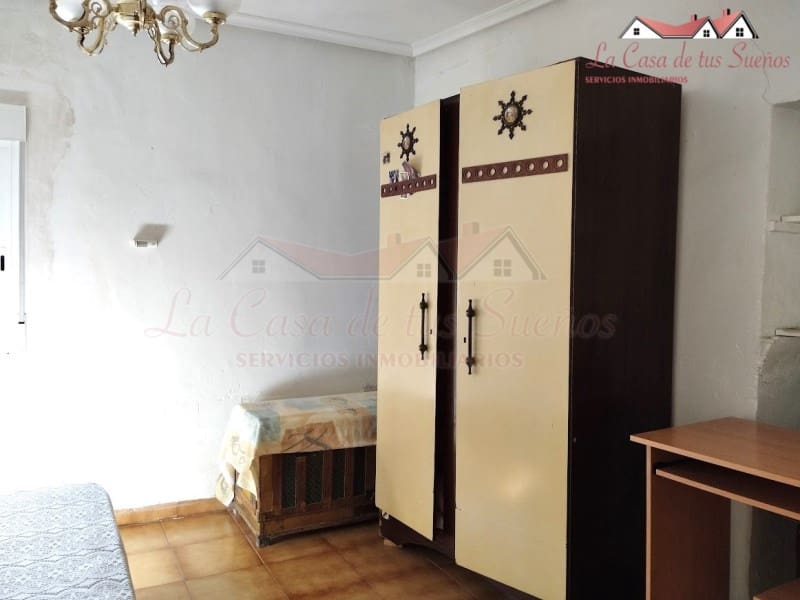 5 soveværelse Finca/Landehus til salg i Sax med swimmingpool - € 99.999 (Ref: 8776987)