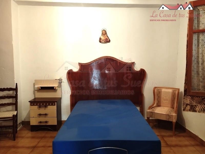 5 soveværelse Finca/Landehus til salg i Sax med swimmingpool - € 99.999 (Ref: 8776987)