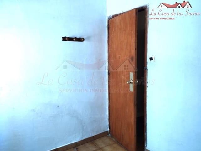 5 soveværelse Finca/Landehus til salg i Sax med swimmingpool - € 99.999 (Ref: 8776987)