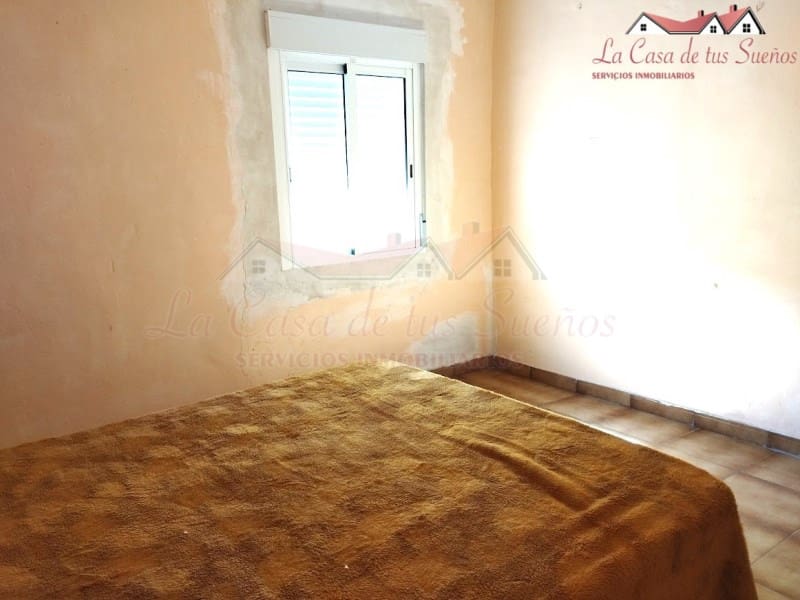 5 soveværelse Finca/Landehus til salg i Sax med swimmingpool - € 99.999 (Ref: 8776987)