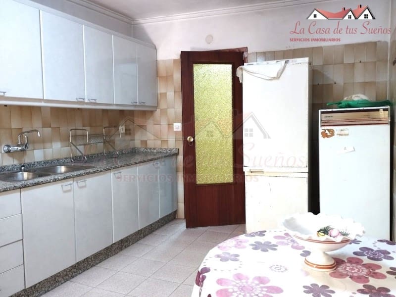 5 soveværelse Finca/Landehus til salg i Sax med swimmingpool - € 99.999 (Ref: 8776987)