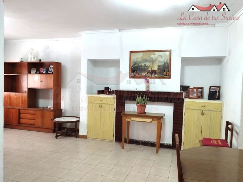 5 soveværelse Finca/Landehus til salg i Sax med swimmingpool - € 99.999 (Ref: 8776987)