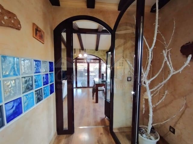 2 soverom Villa til salgs i Sax med svømmebasseng - € 240 000 (Ref: 8776988)