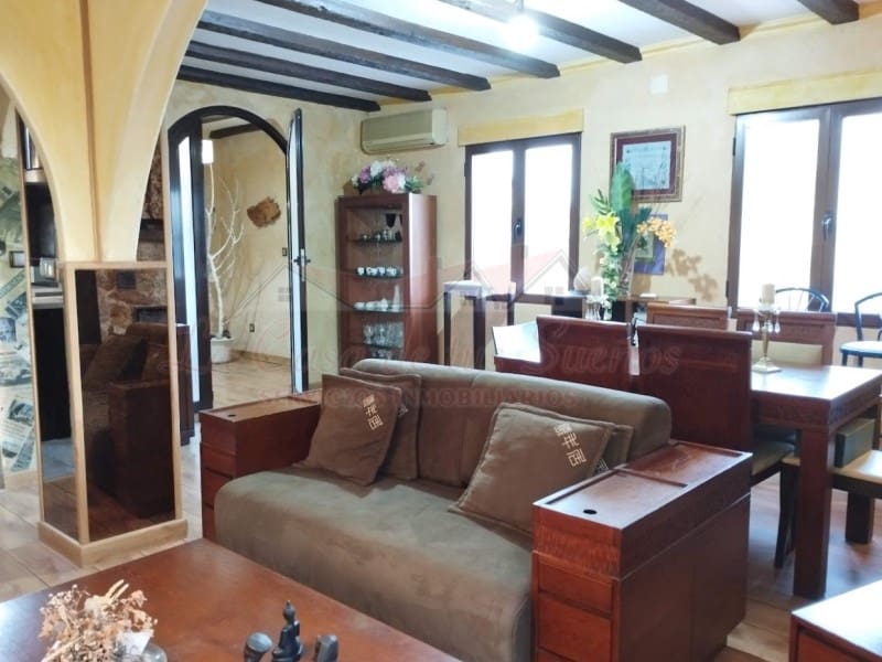 2 sypialnia Willa na sprzedaż w Sax z basenem - 240 000 € (Ref: 8776988)