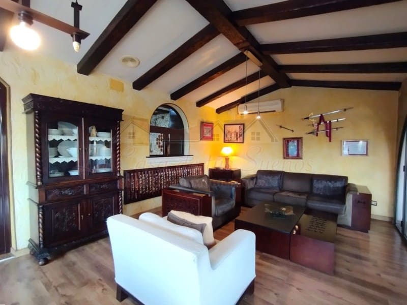 2 sypialnia Willa na sprzedaż w Sax z basenem - 240 000 € (Ref: 8776988)