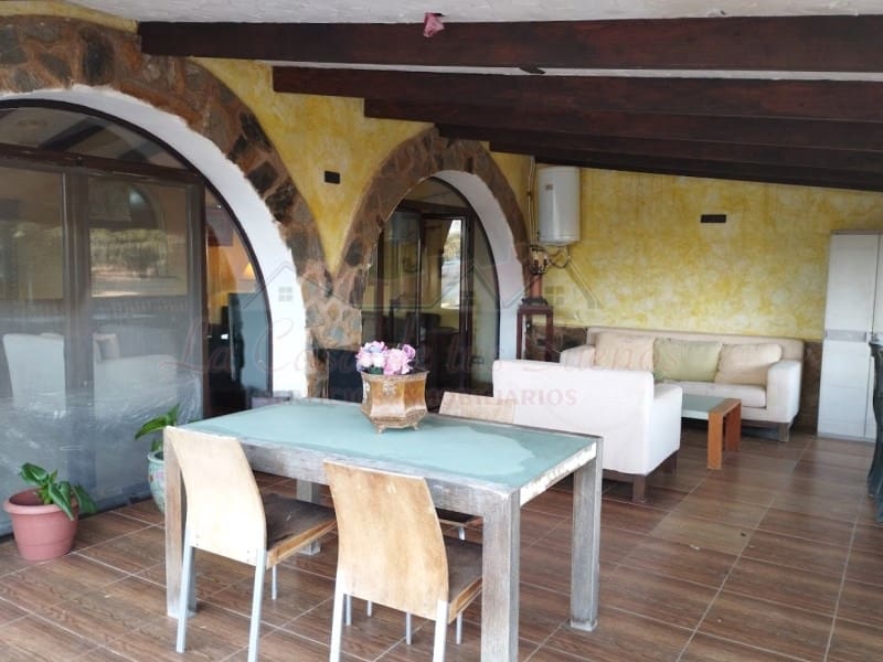 2 sypialnia Willa na sprzedaż w Sax z basenem - 240 000 € (Ref: 8776988)