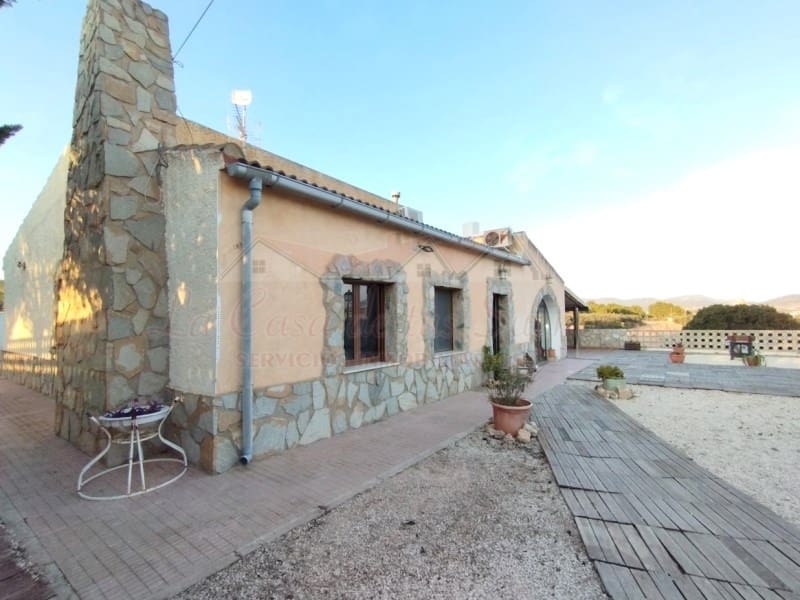 2 sypialnia Willa na sprzedaż w Sax z basenem - 240 000 € (Ref: 8776988)