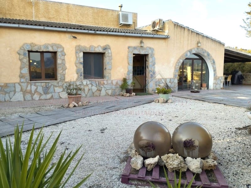 2 sypialnia Willa na sprzedaż w Sax z basenem - 240 000 € (Ref: 8776988)