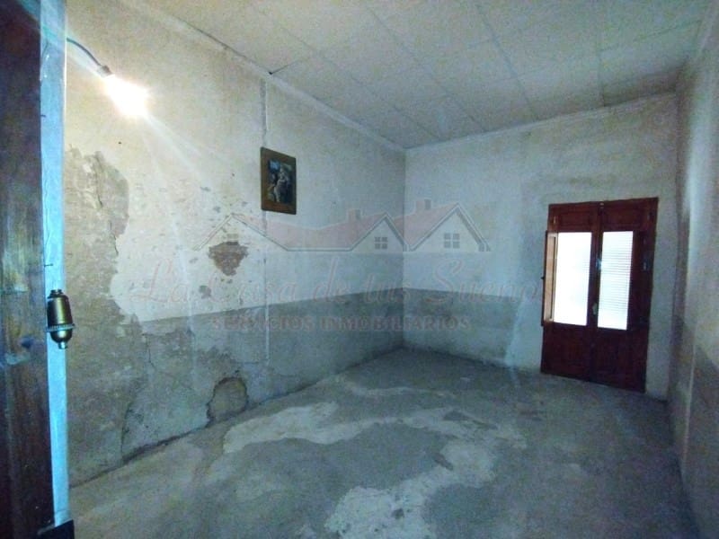 3 makuuhuone Maalaistalo myytävänä paikassa Sax mukana uima-altaan - 59 000 € (Ref: 8776994)