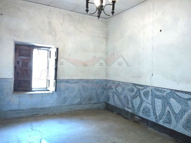 3 bedroom Finca/Country House for sale in Sax with pool - € 59,000 (Ref: 8776994)