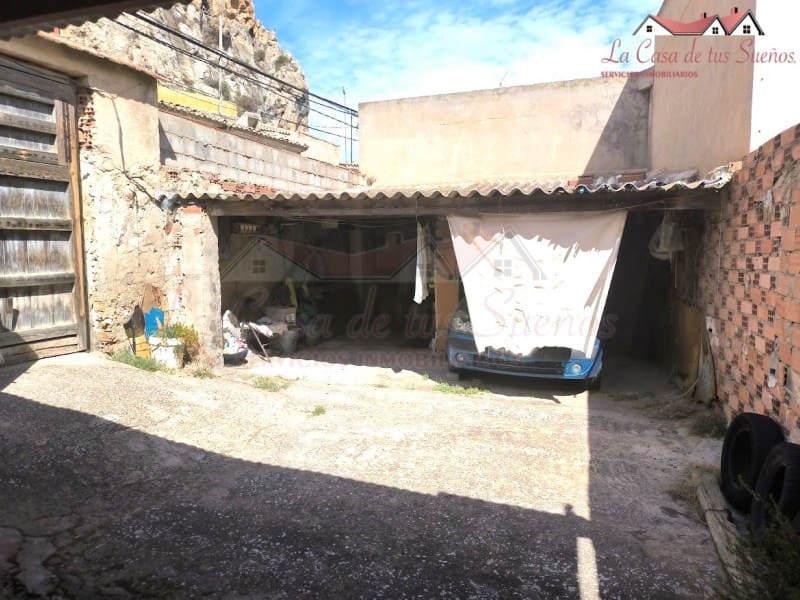 3 makuuhuone Maalaistalo myytävänä paikassa Sax mukana uima-altaan - 59 000 € (Ref: 8776994)