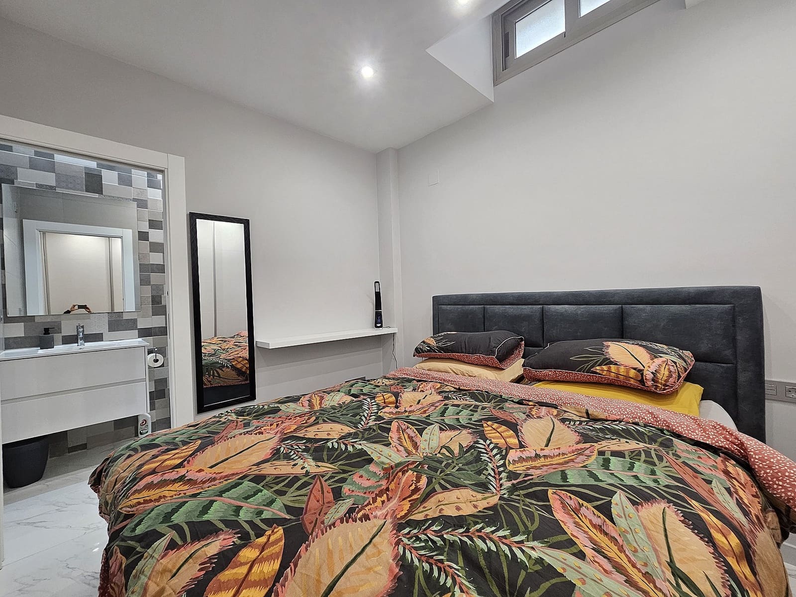 4 quarto Moradia para venda em Villamartin com piscina - 474 950 € (Ref: 8956867)