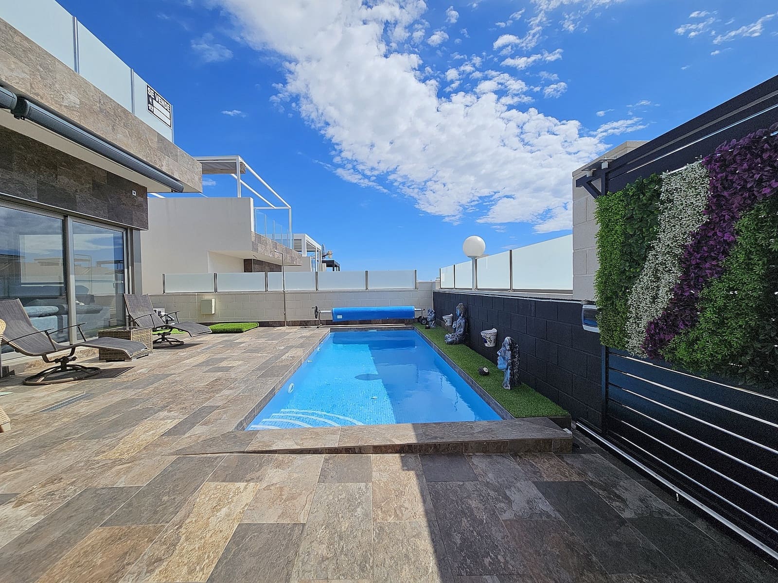 4 quarto Moradia para venda em Villamartin com piscina - 474 950 € (Ref: 8956867)