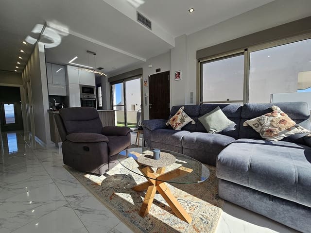 4 slaapkamer Villa te koop in Villamartin, Orihuela met zwembad - € 474.950 (Ref: 8956867)