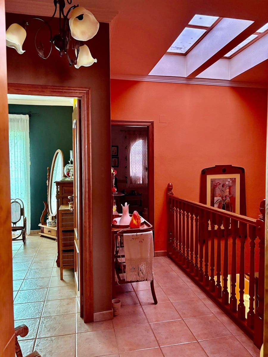 4 slaapkamer Huis te koop in Pinoso met zwembad - € 157.500 (Ref: 9058997)