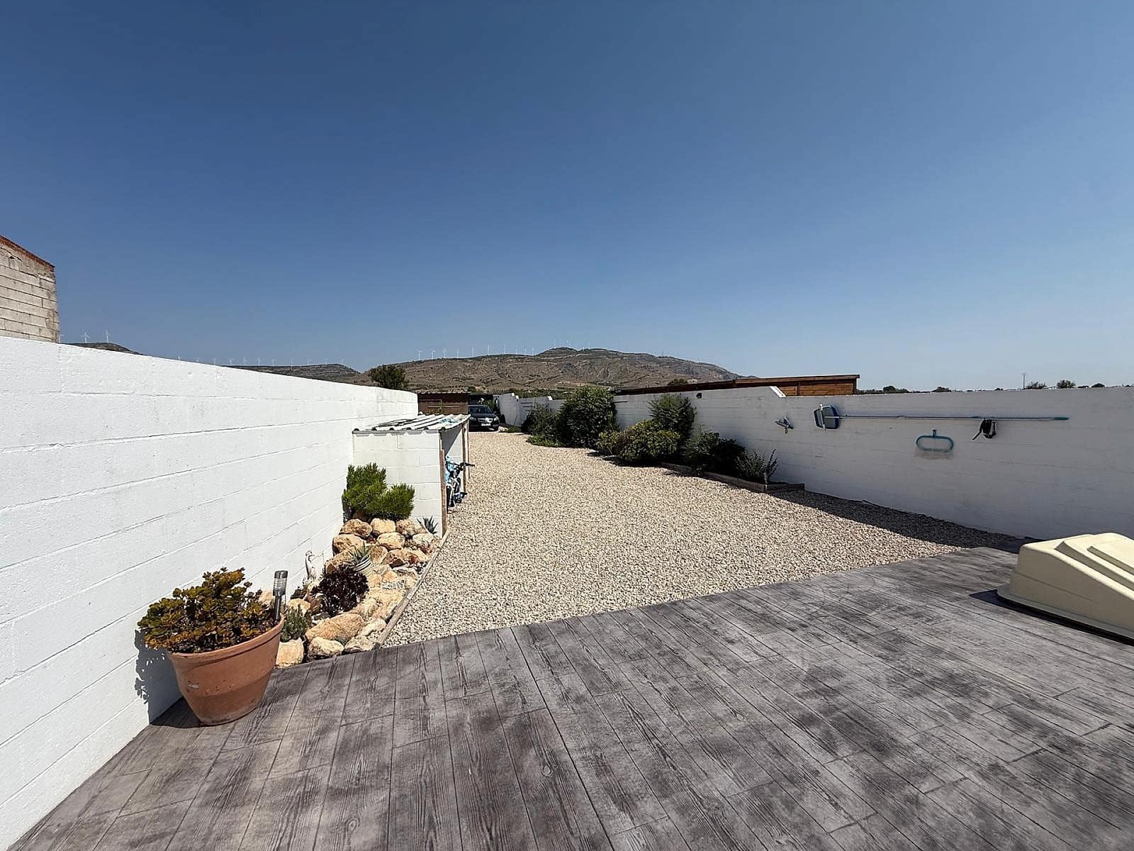 3 bedroom Villa for sale in Caudete with pool - € 249,995 (Ref: 9180797)