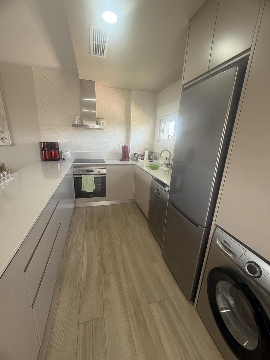 2 slaapkamer Appartement te koop in Los Montesinos met zwembad - € 274.950 (Ref: 9186663)