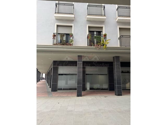 Kommersiell til salgs i Sax med svømmebasseng - € 97 000 (Ref: 9202210)