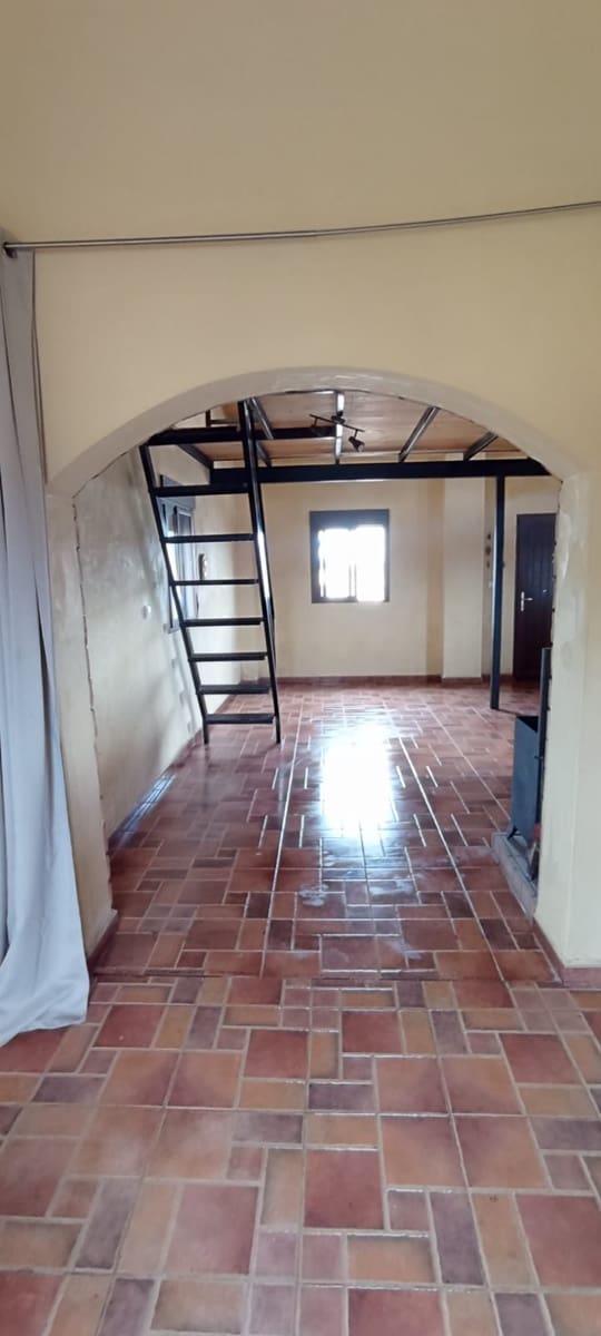 4 soveværelse Finca/Landehus til salg i Pinoso med swimmingpool - € 324.000 (Ref: 9202211)