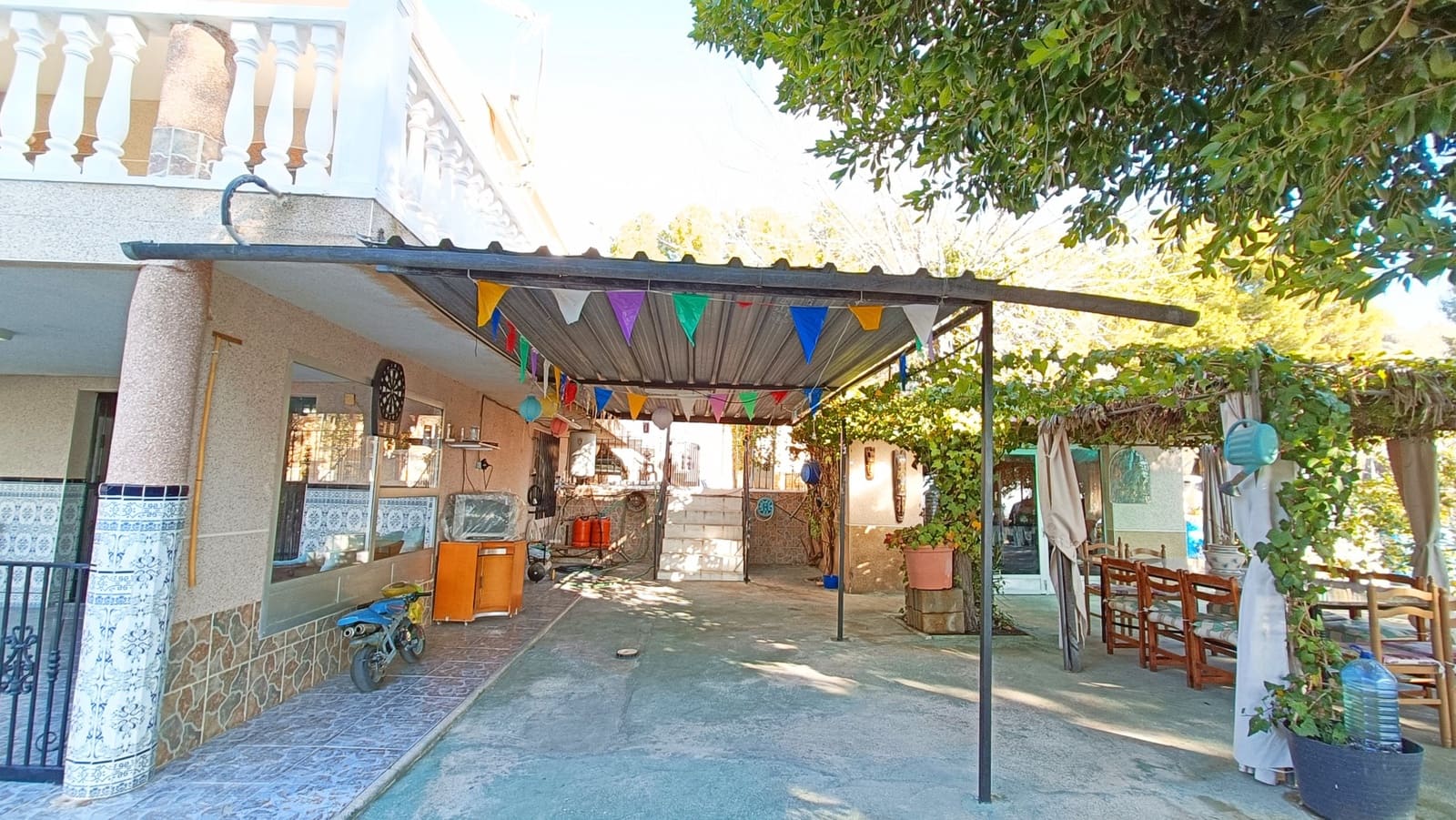 4 soveværelse Villa til salg i La Romana med swimmingpool - € 320.000 (Ref: 9254718)