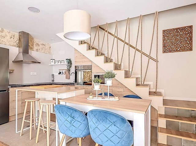 3 sypialnia Dom na sprzedaż w Pinoso z basenem - 169 500 € (Ref: 9262203)