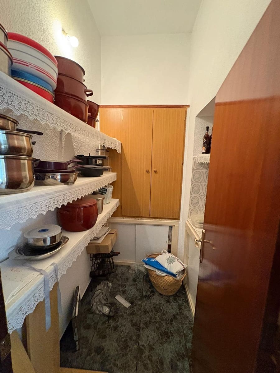 5 sovrum Hus till salu i Pinoso med pool garage - 59 995 € (Ref: 9282659)