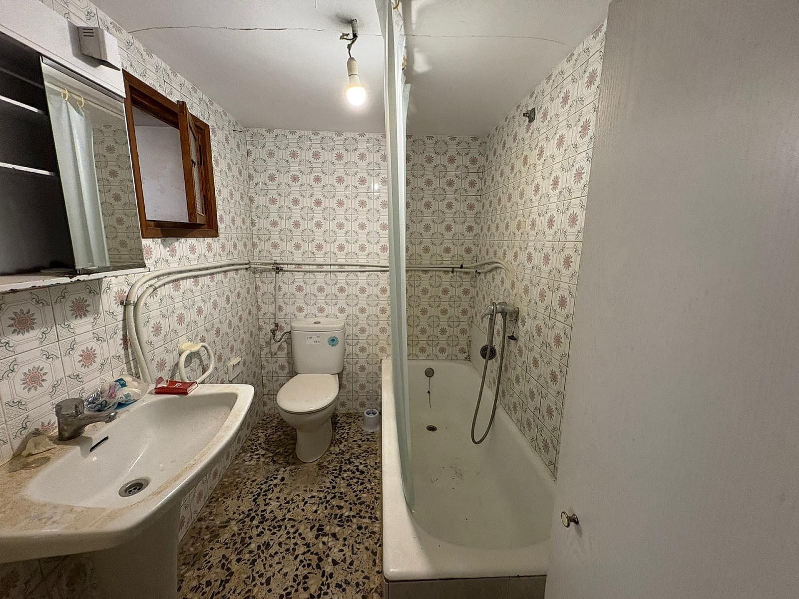 5 sovrum Hus till salu i Pinoso med pool garage - 59 995 € (Ref: 9282659)