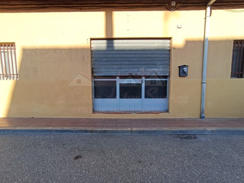 Erhverv til salg i Salinas med swimmingpool - € 57.000 (Ref: 9282660)