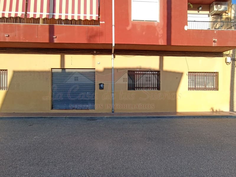 Erhverv til salg i Salinas med swimmingpool - € 57.000 (Ref: 9282660)