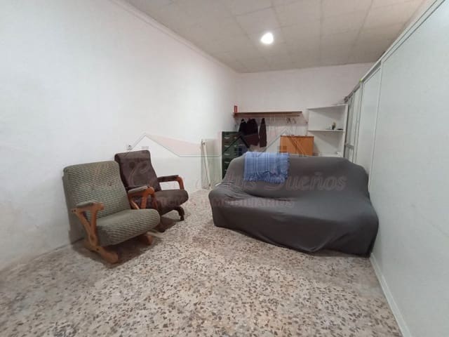 Kommersiell til salgs i Sax med svømmebasseng - € 85 000 (Ref: 9282661)