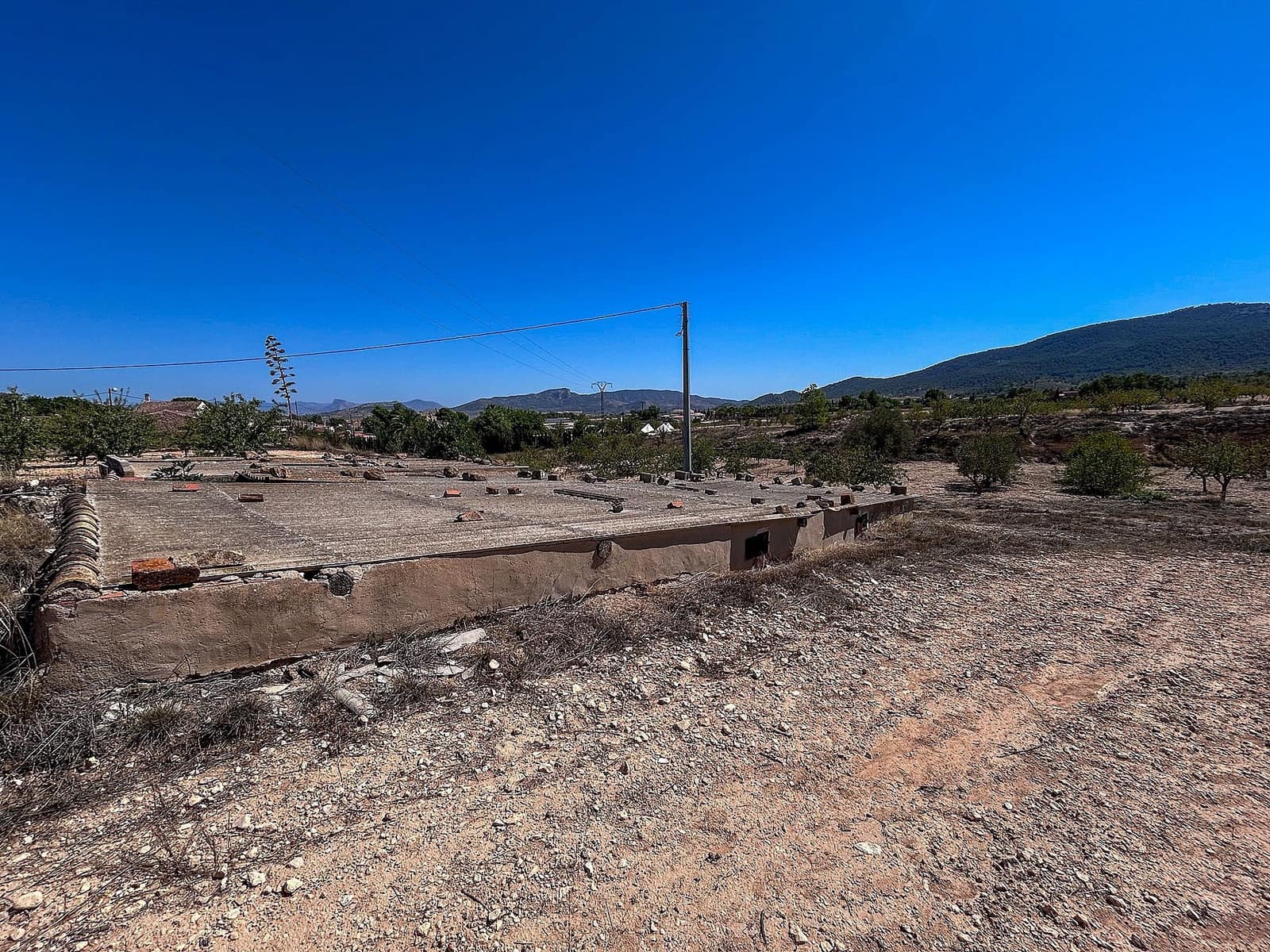 3 slaapkamer Finca/Landhuis te koop in Monovar / Monover met zwembad garage - € 70.000 (Ref: 9282662)