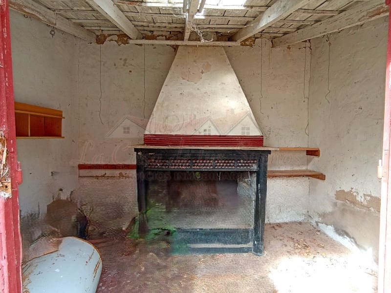 5 sovrum Finca/Hus på landet till salu i Sax med pool - 165 000 € (Ref: 9282665)