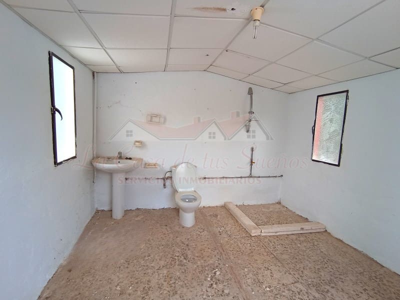 5 sovrum Finca/Hus på landet till salu i Sax med pool - 165 000 € (Ref: 9282665)