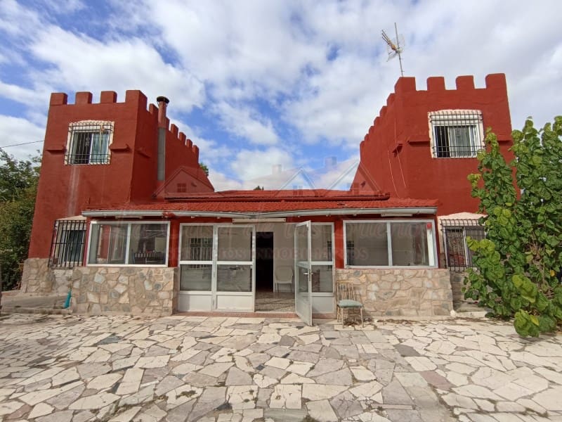 5 sovrum Finca/Hus på landet till salu i Sax med pool - 165 000 € (Ref: 9282665)