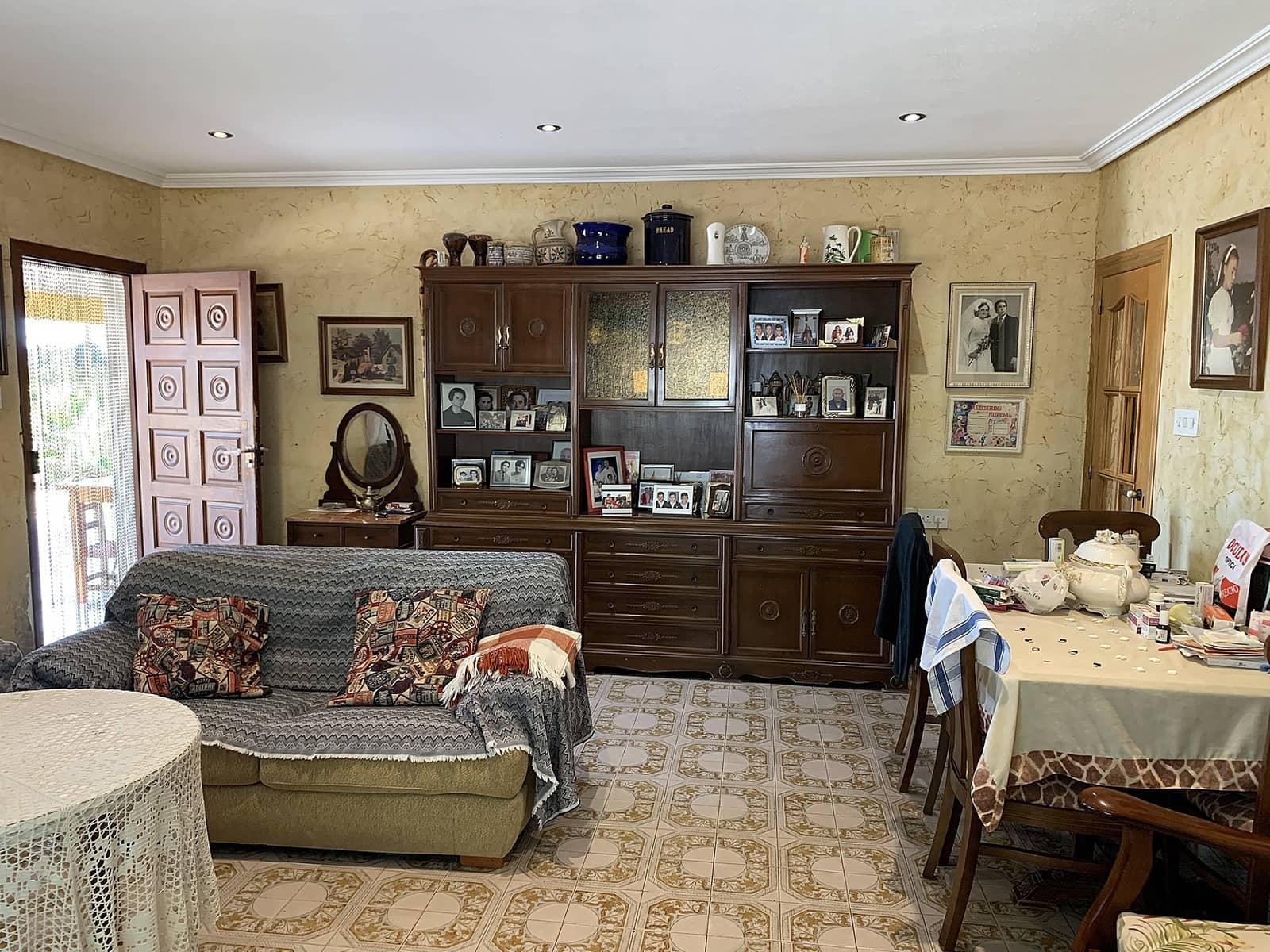 4 bedroom Villa for sale in Aspe with pool - € 249,950 (Ref: 9284071)