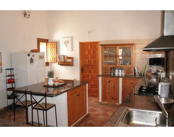 5 sypialnia Finka/Dom wiejski na sprzedaż w Pinoso z basenem - 379 995 € (Ref: 9284073)