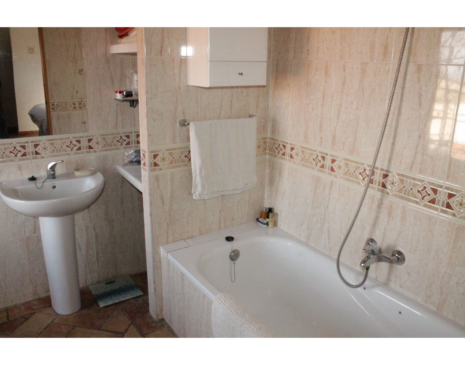 5 sypialnia Finka/Dom wiejski na sprzedaż w Pinoso z basenem - 379 995 € (Ref: 9284073)