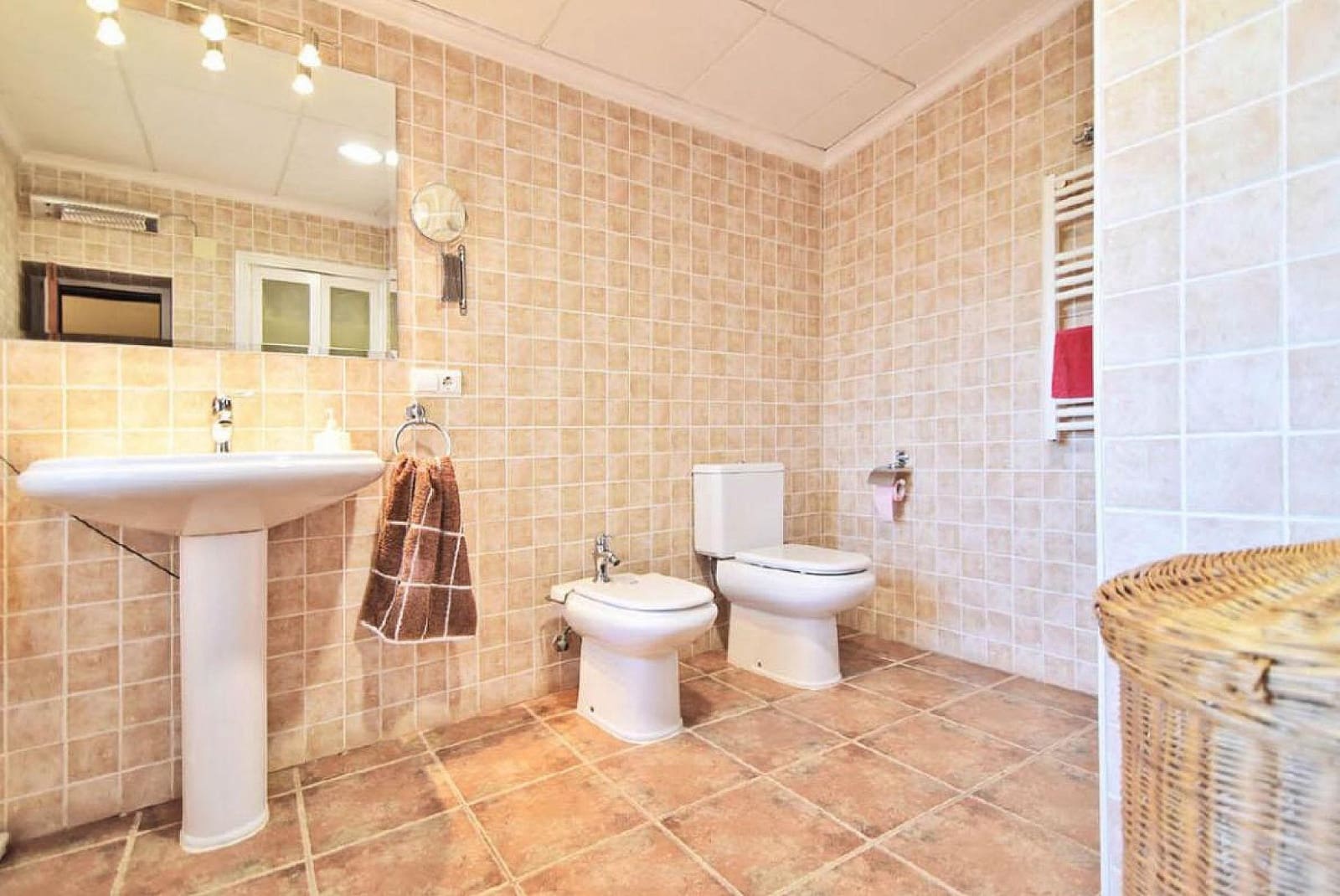 Finca/Casa Rural de 12 habitaciones en Encebras en venta con piscina garaje - 529.000 € (Ref: 9284075)