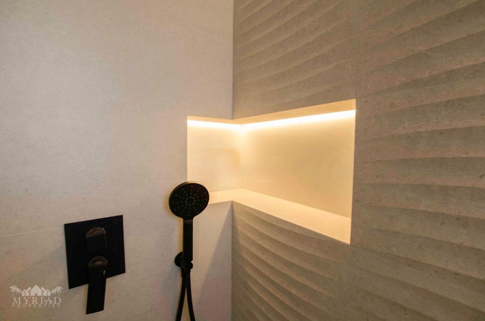 3 soverom Villa til salgs i Macisvenda med svømmebasseng - € 439 995 (Ref: 9294709)