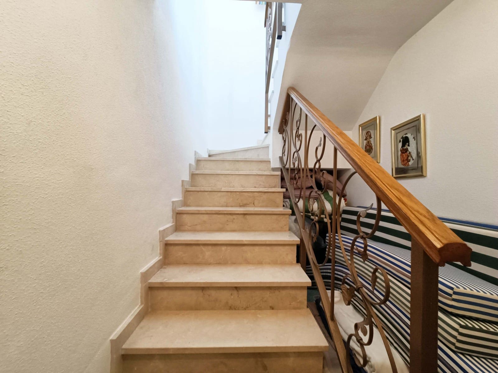 5 bedroom Villa for sale in Abanilla with pool - € 392,000 (Ref: 9297367)