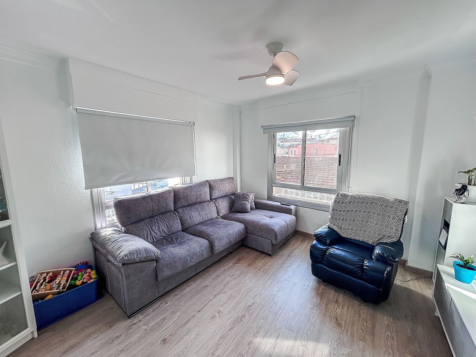 3 quarto Apartamento para venda em Salinas com piscina - 105 000 € (Ref: 9306301)