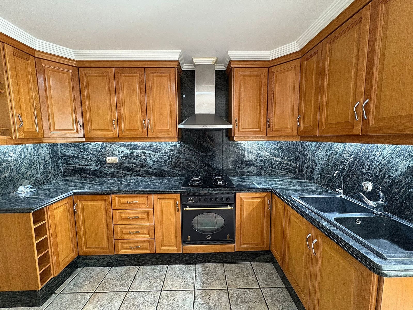 2 slaapkamer Appartement te koop in Novelda met zwembad - € 119.995 (Ref: 9309218)