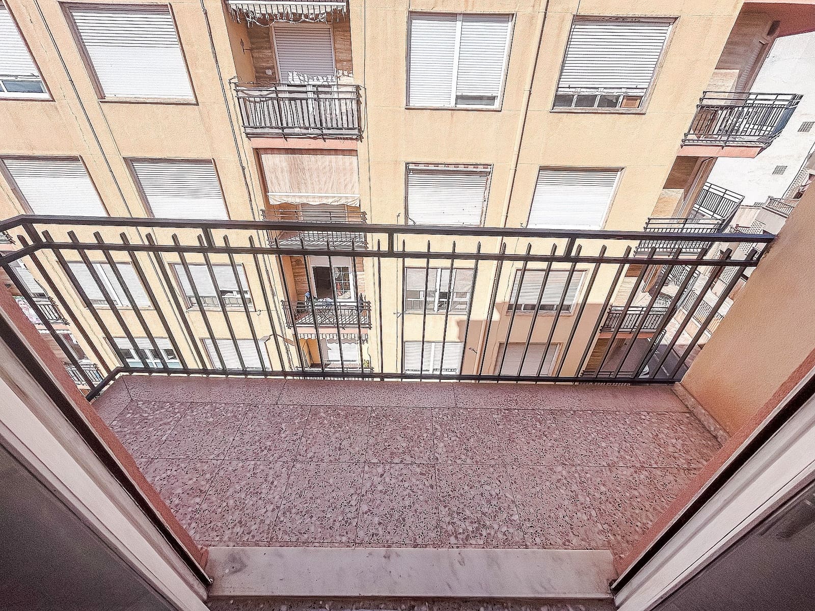 4 soveværelse Lejlighed til salg i Monovar / Monover med swimmingpool - € 75.000 (Ref: 9310496)